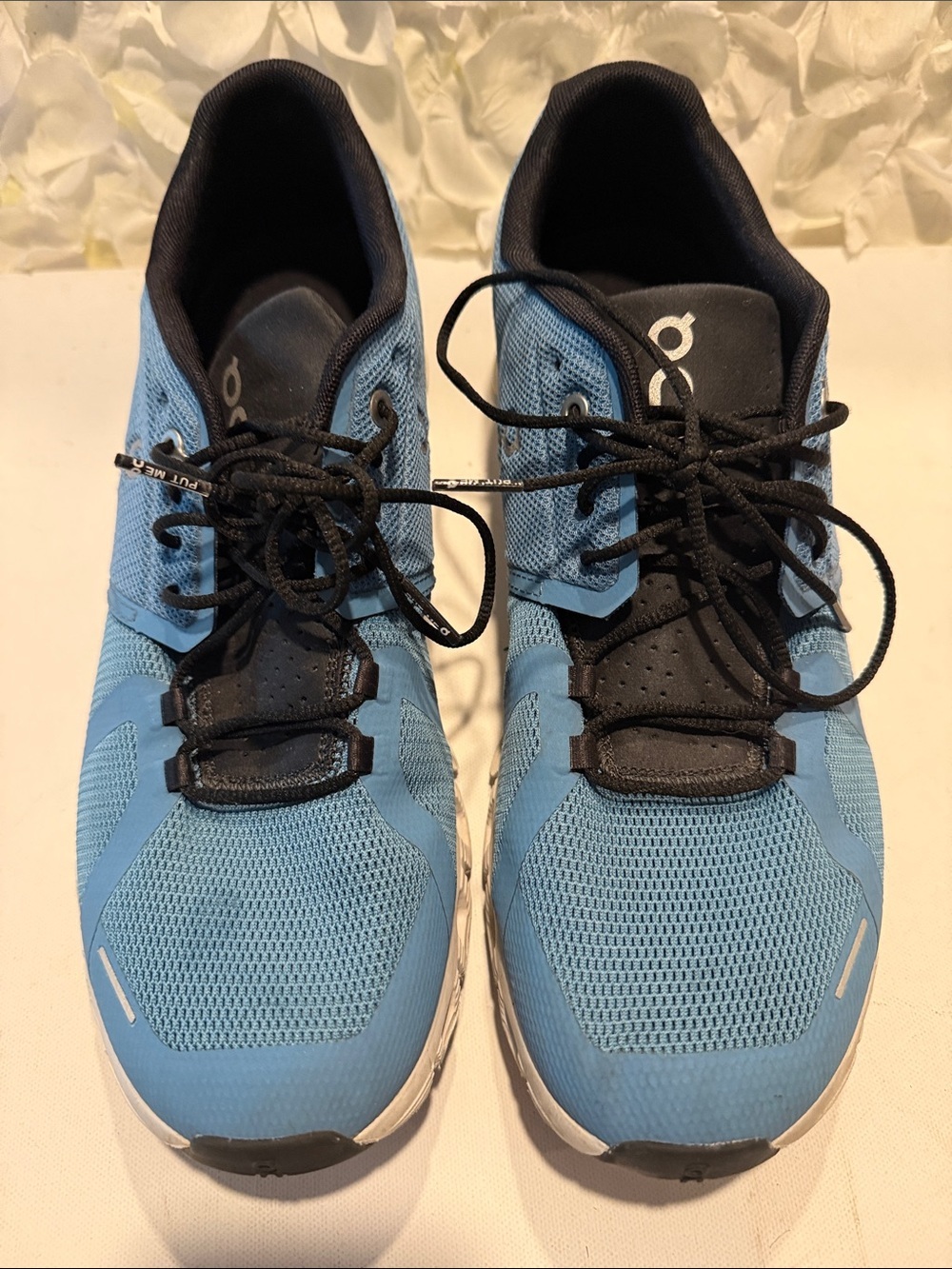 On Running Light Blue Mesh Cloud Sneakers with Black Accents
